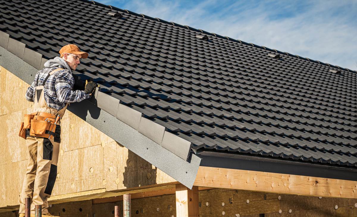 Dachdecker beauftragen in Barnim — Die wichtigsten Kriterien