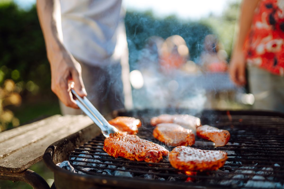 Grillen in Barnim: Was wirklich erlaubt ist und wie es die N